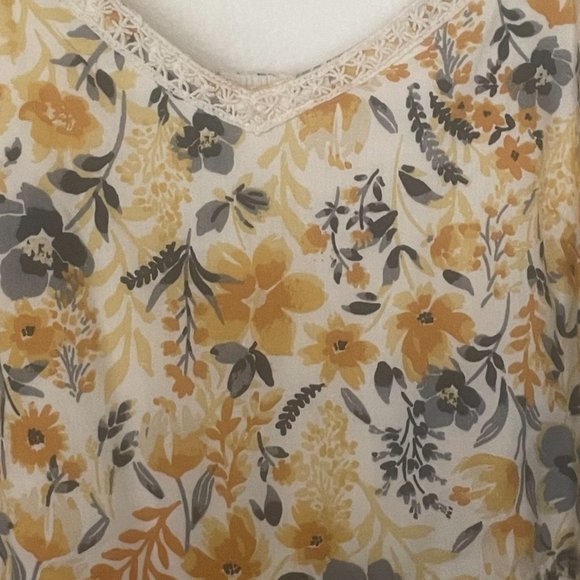 Joie Yellow and Gray Floral Tiered Dress Size 6 - Picture 3 of 5